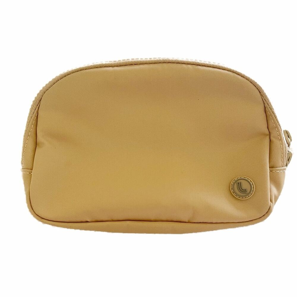 LOLË Unisex Belt Bag NWOT